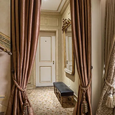 Heritage As Janelas Verdes Inn - Riverside Lisbon