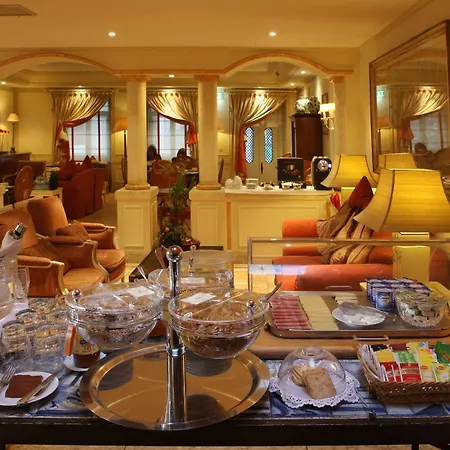 Heritage As Janelas Verdes Inn - Riverside Hotel
