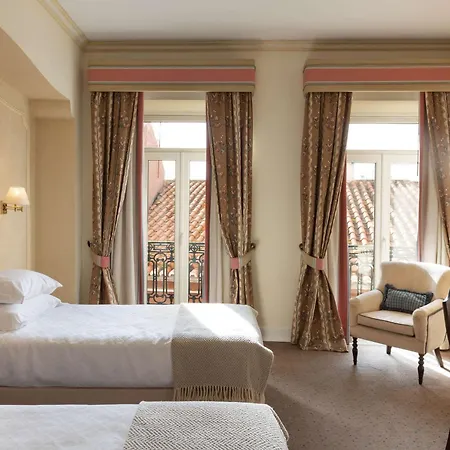 Heritage As Janelas Verdes Inn - Riverside 4*
