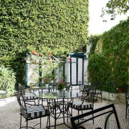 Hotel Heritage As Janelas Verdes Inn - Riverside Lisbon