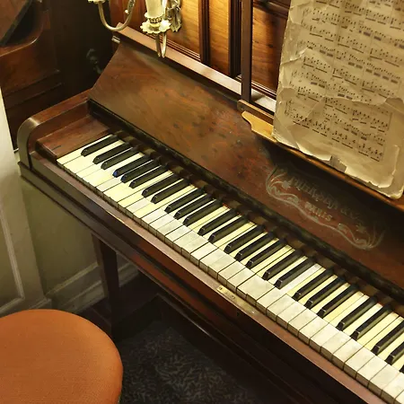 Hotel As Janelas Verdes - Heritage Collection - Riverside 4*