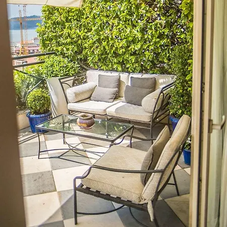 As Janelas Verdes - Heritage Collection - Riverside Hotel 4*